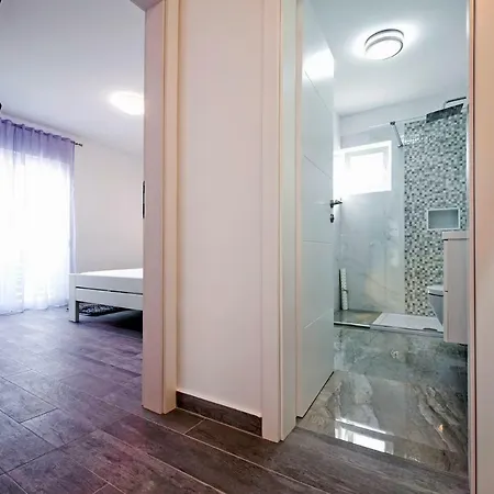 Apartment And Tereza *