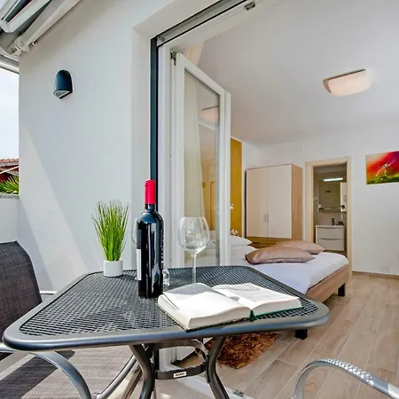 Apartment And Tereza Rovinj